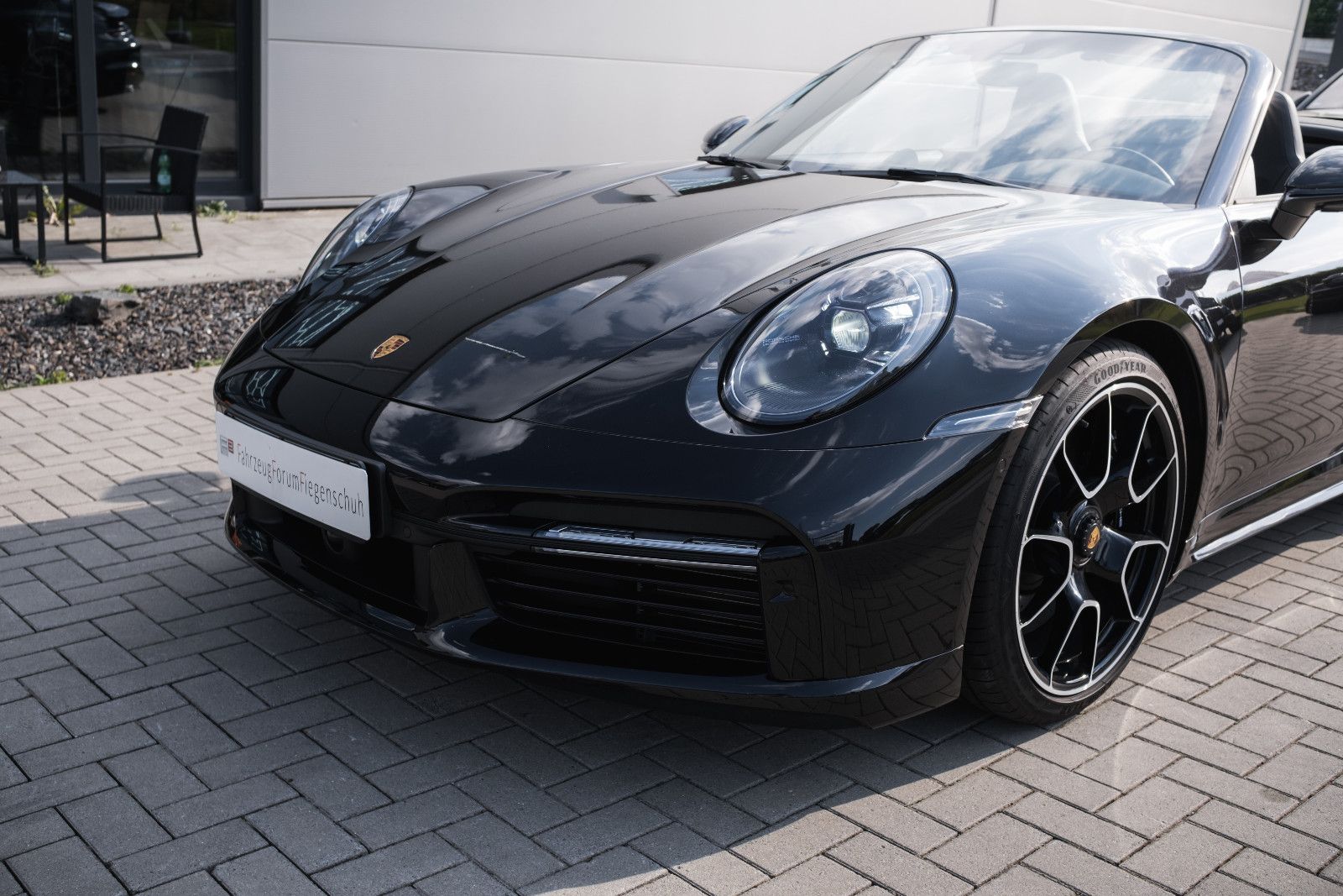 Fahrzeugabbildung Porsche 992/911 Turbo Cabrio-Lift-PDCC-LED-Burmester
