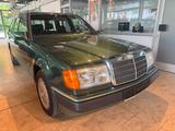Mercedes-Benz 200TE  traumhafter Zustand 7-Sitzer Leder 137tkm - Mercedes-Benz Gebrauchtwagen von 1990
