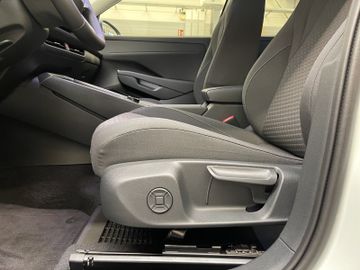 Volkswagen T-Roc - 10
