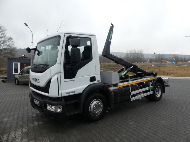 Iveco EUROCARGO 120E-220 / HOOKLIFT / MANUAL