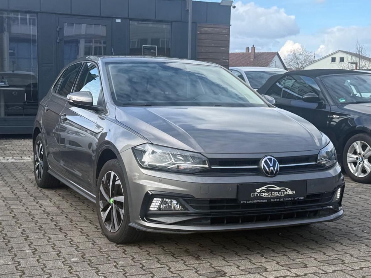 Volkswagen Polo VI Highline +1HD+STEUERKETTE NEU+SHZ+TMPMT+