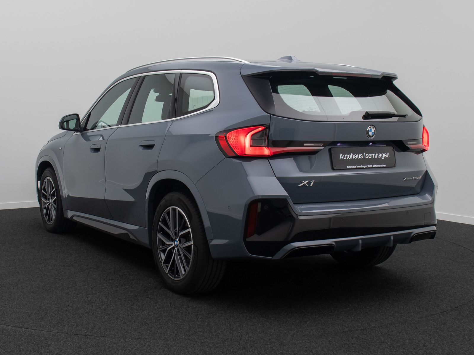 Fahrzeugabbildung BMW X1 xD23d M Sport 360&deg; HUD H/K AHK Panorama DAB