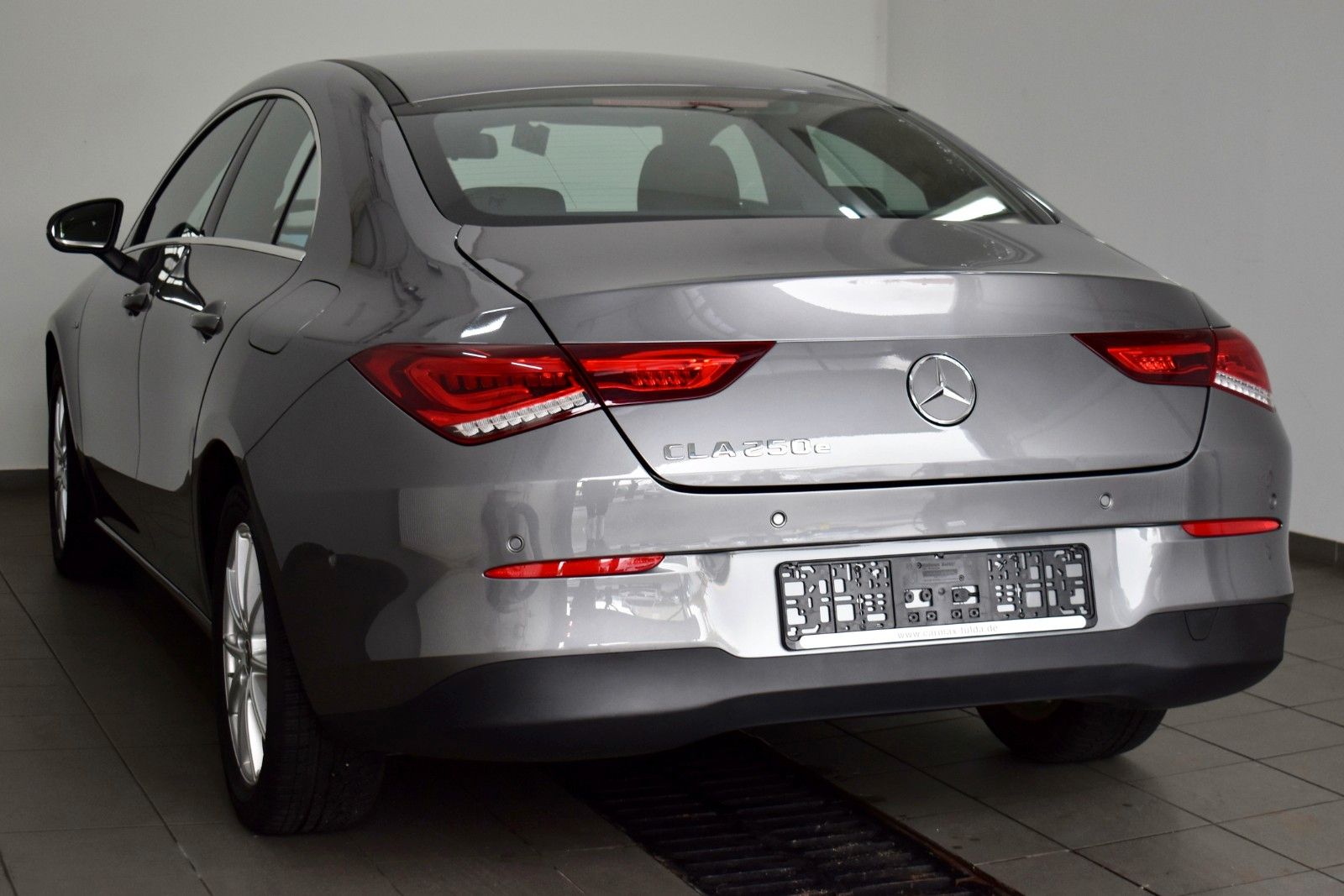 Fahrzeugabbildung Mercedes-Benz CLA 250 e, T.Leder,Navi,LED,SH,PDC,SR+WR