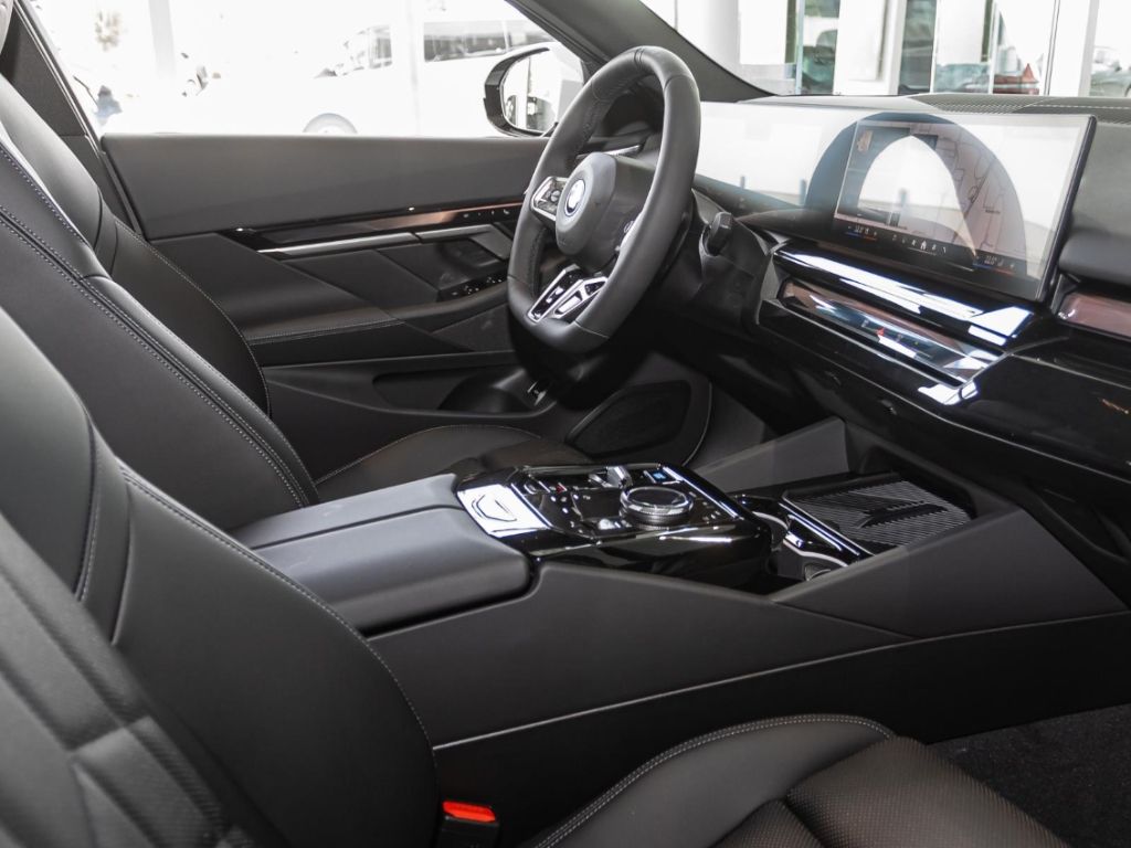 BMW i5 - Bild 22