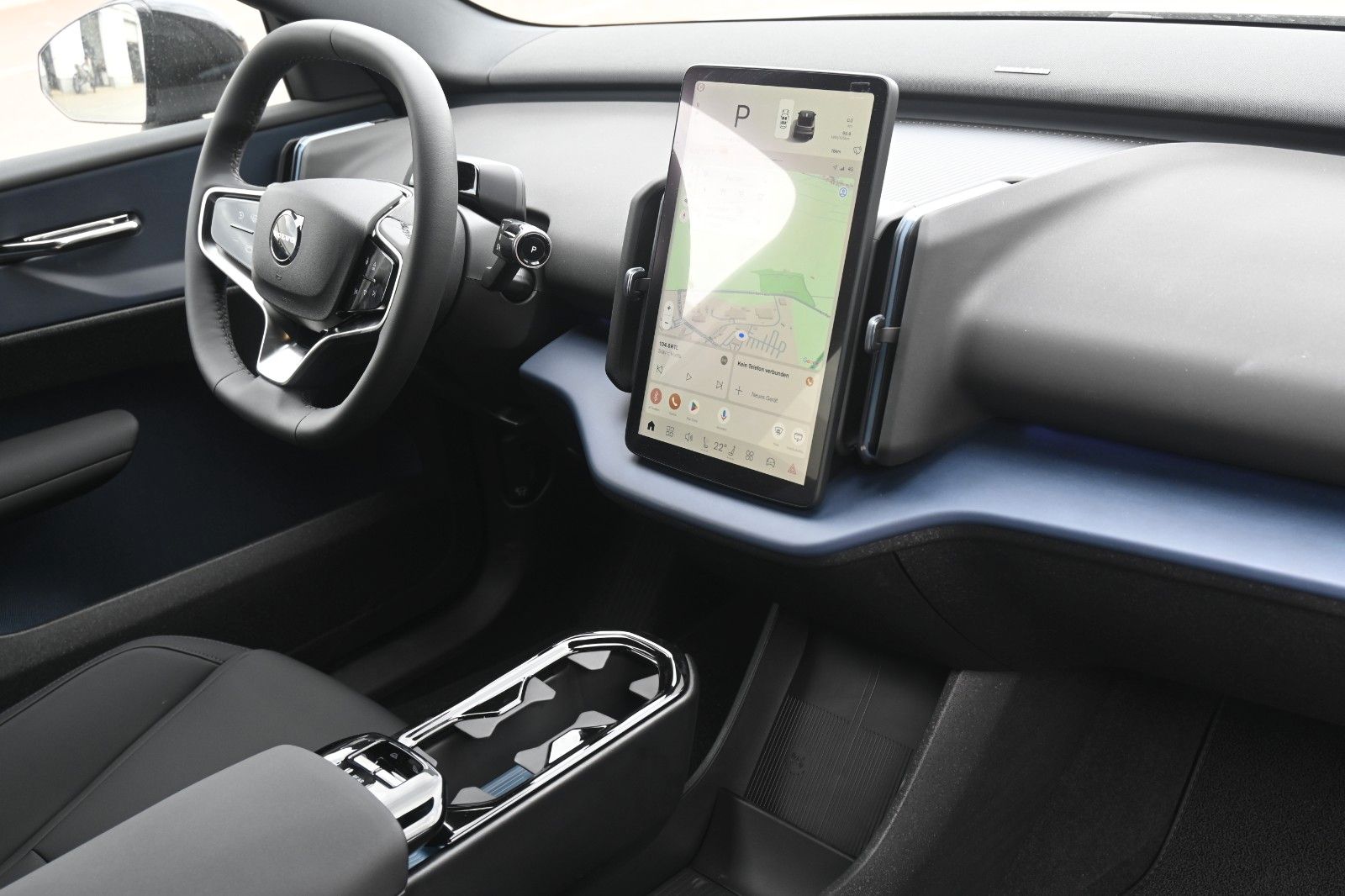 Fahrzeugabbildung Volvo EX30 Single Plus*Winter Paket*Scheibentönung