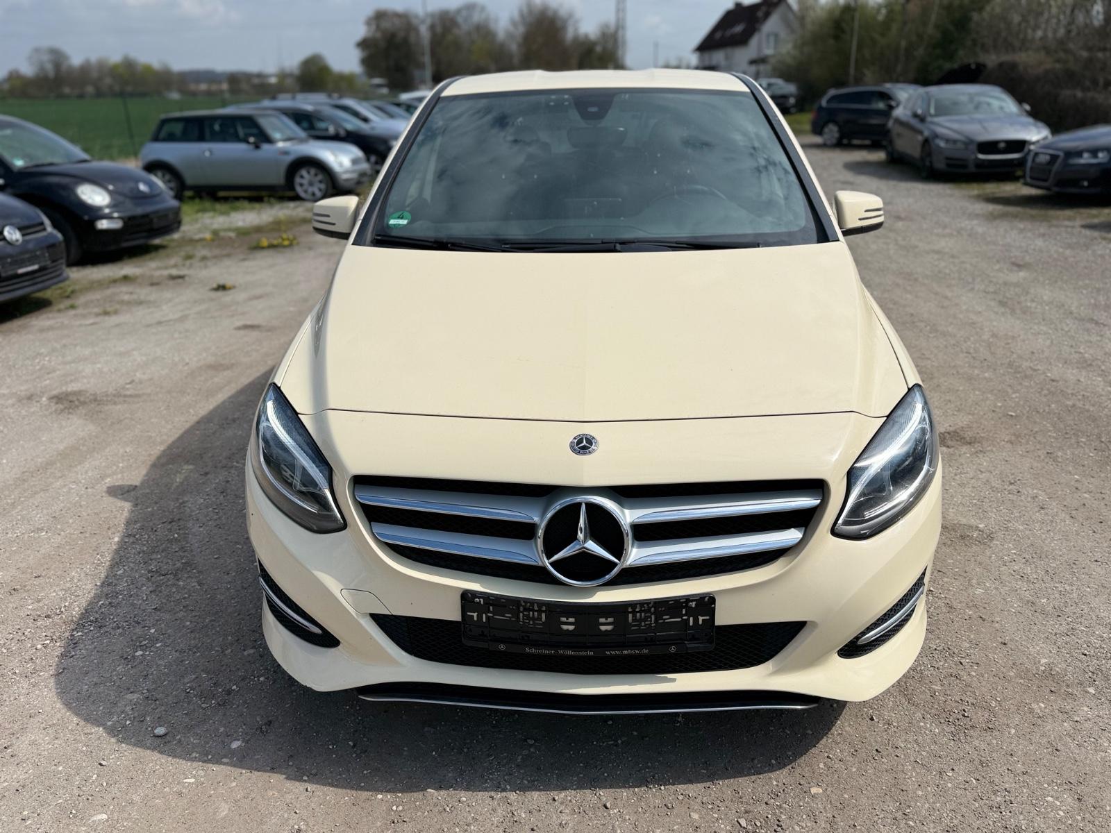 Mercedes-Benz B 200 CDI 4Matic / Xenon / Rückfahrkamera / Taxi