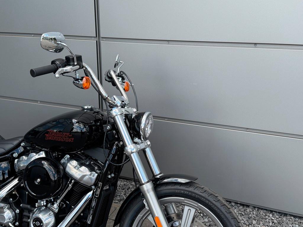 Harley-Davidson Softail Standard 107 FXST