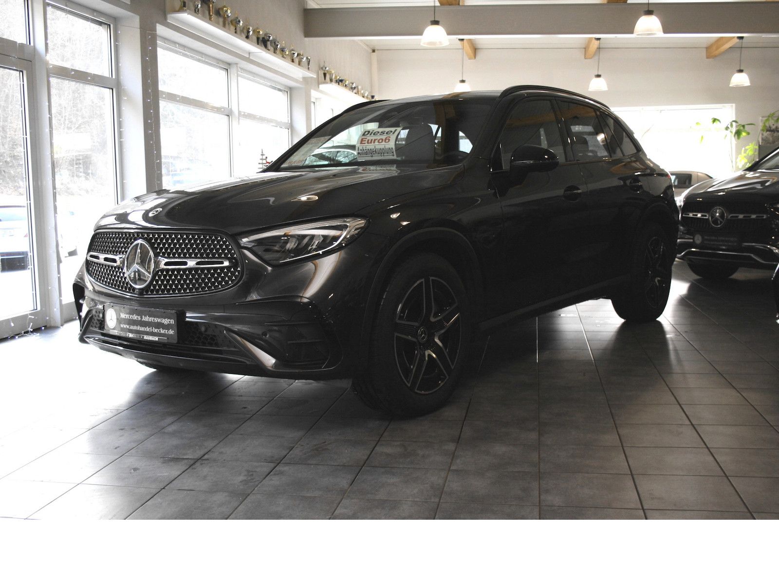 Fahrzeugabbildung Mercedes-Benz GLC 220 d 4M Edition AMG*Night*AHK*Memory*Distro