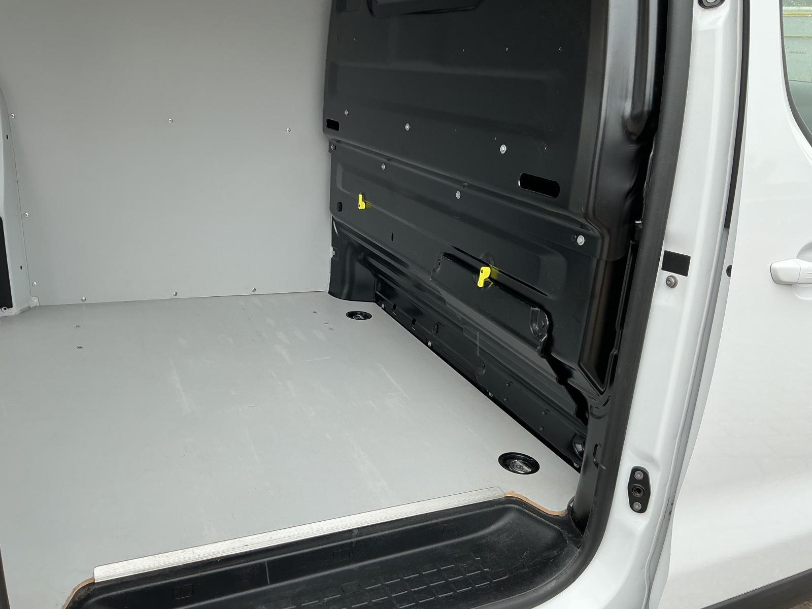 Peugeot Expert Kasten Lang