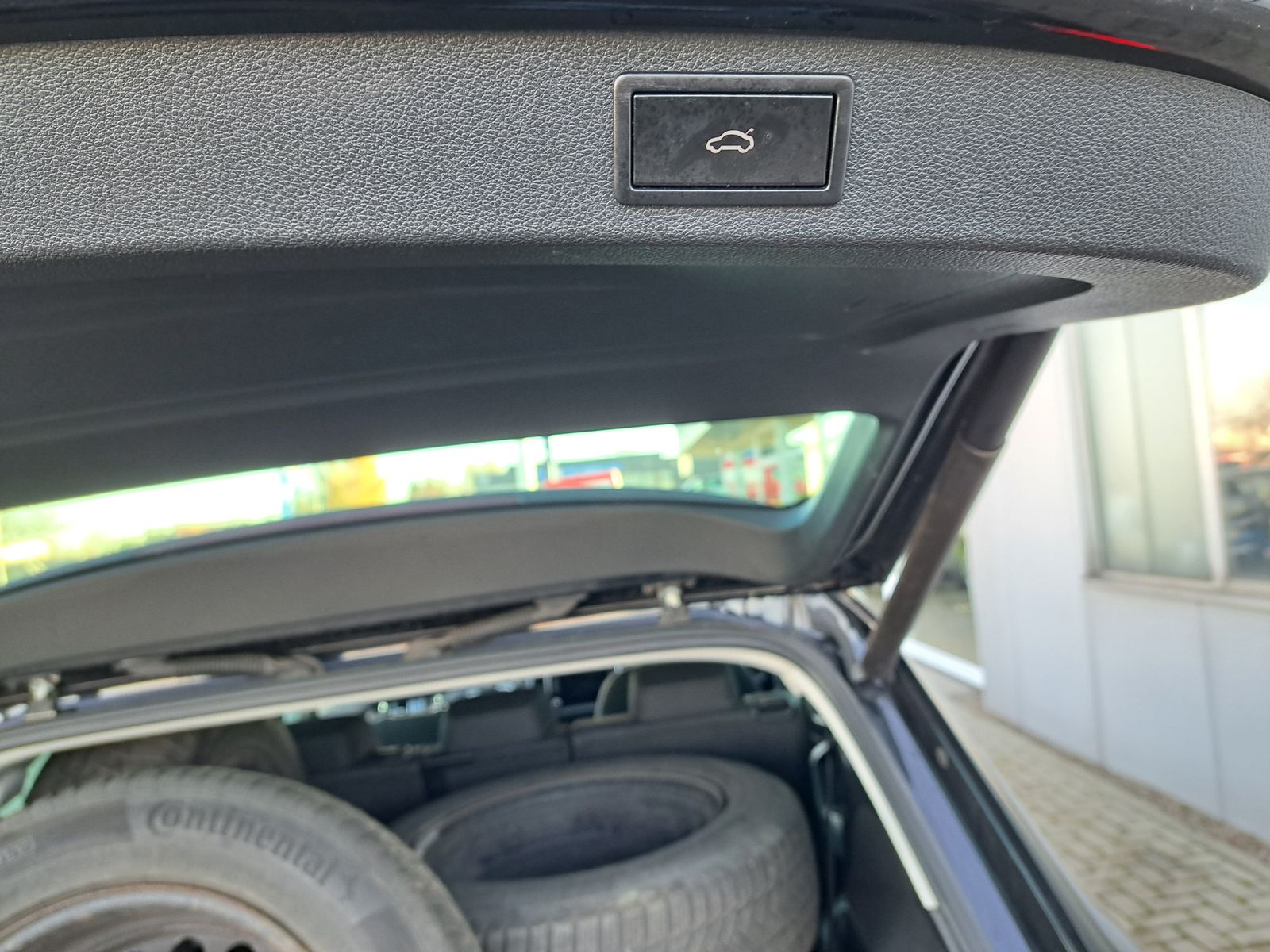 Fahrzeugabbildung SKODA Kodiaq 2.0 TDI DSG 7-SITZE LED NAVI KAMERA ACC