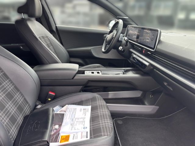 Fahrzeugabbildung Hyundai IONIQ 6 First Edition Elektro 4WD HUD Navi Digit