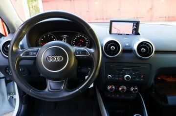 Fahrzeugabbildung Audi A1 Sportback ambition#Xenon#Navi'47Tkm