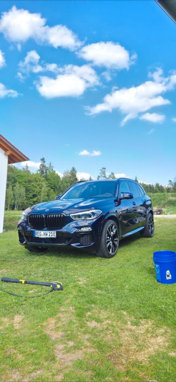 Image of BMW X5