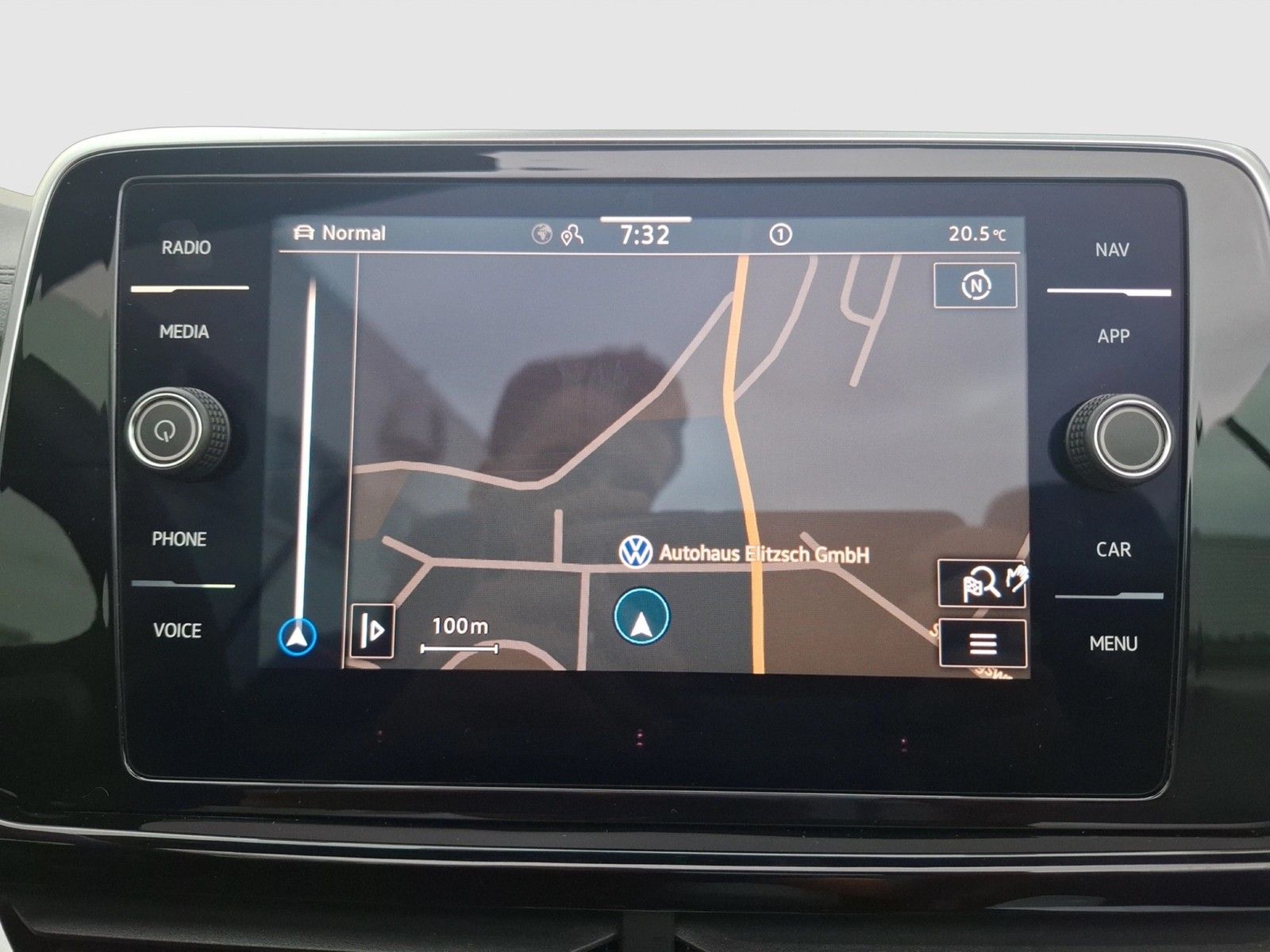 Fahrzeugabbildung Volkswagen T-Roc Cabriolet TSI R-Line DSG LEDplus Navi VC A