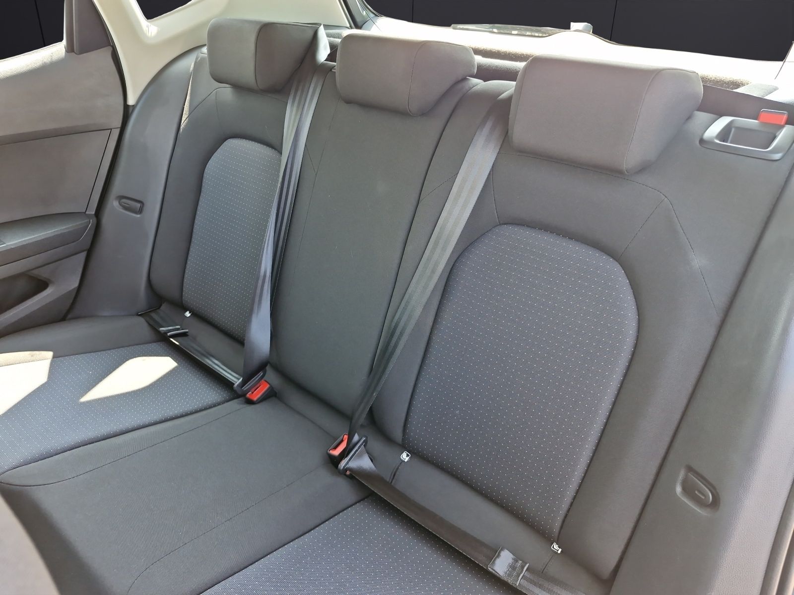 Fahrzeugabbildung SEAT Arona Style 1.0 TSI KLIMA LED SITZHEIZUNG