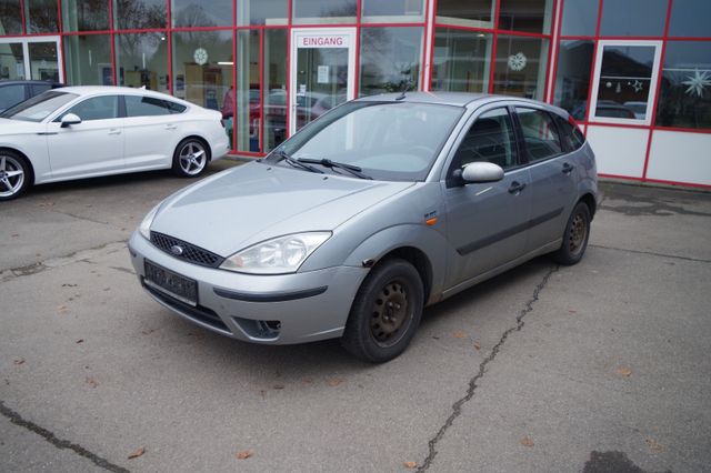 Ford Focus 1.6, Fahrzeug fährt, Motor gut