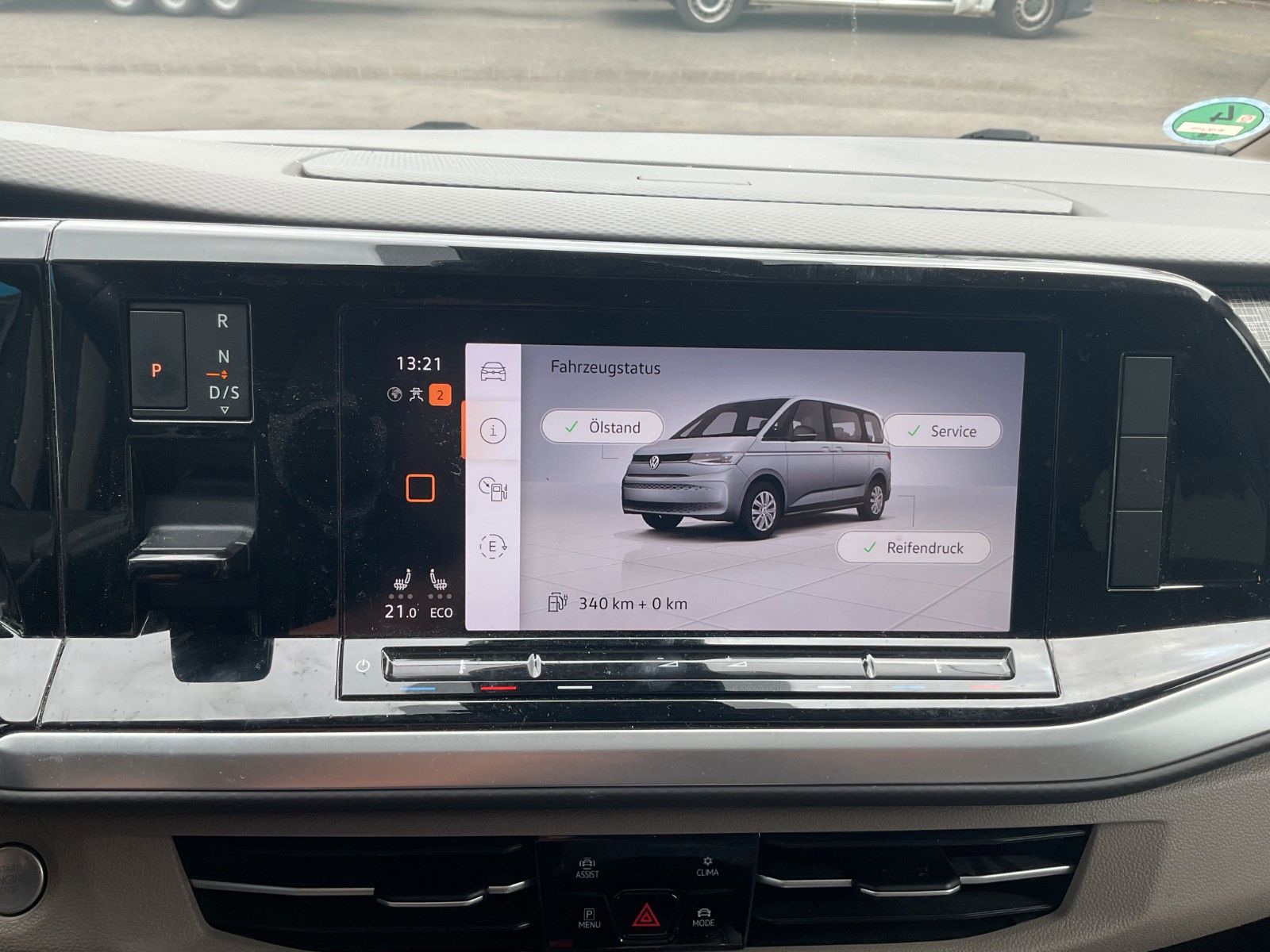 Volkswagen T7 Multivan eHybrid LED AHK PANO ACC Kamera foto 25