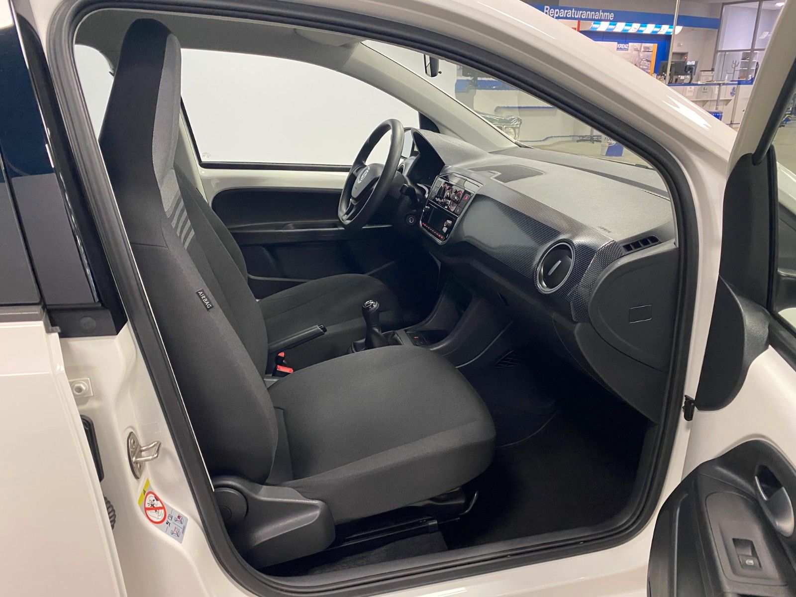 Fahrzeugabbildung Volkswagen up! 1.0 move up!+CHECKHEFT+SITZHEIZUNG+TELEFON+