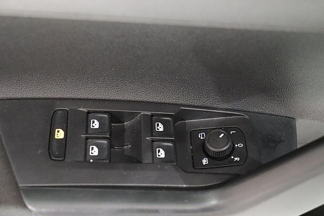 Taigo 1.0 Life TEMPOMAT FREISP. DAB PDC LED ACC