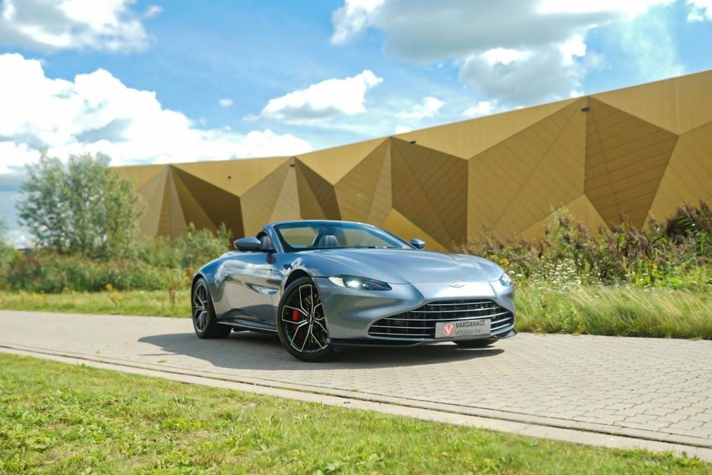 Aston Martin V8 Vantage
