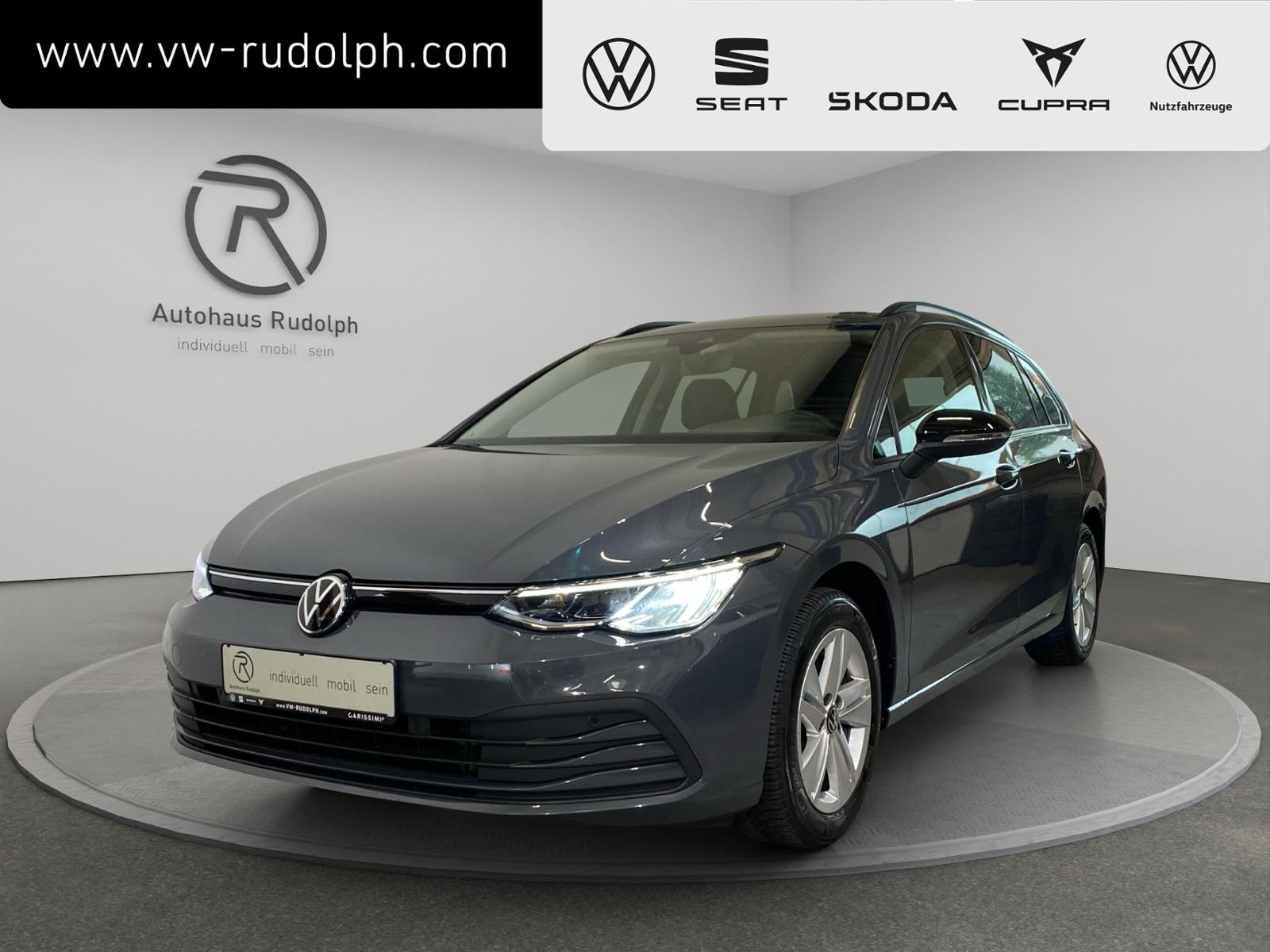Volkswagen Golf VIII Variant 2.0 TDI DSG Life / Navi AHK