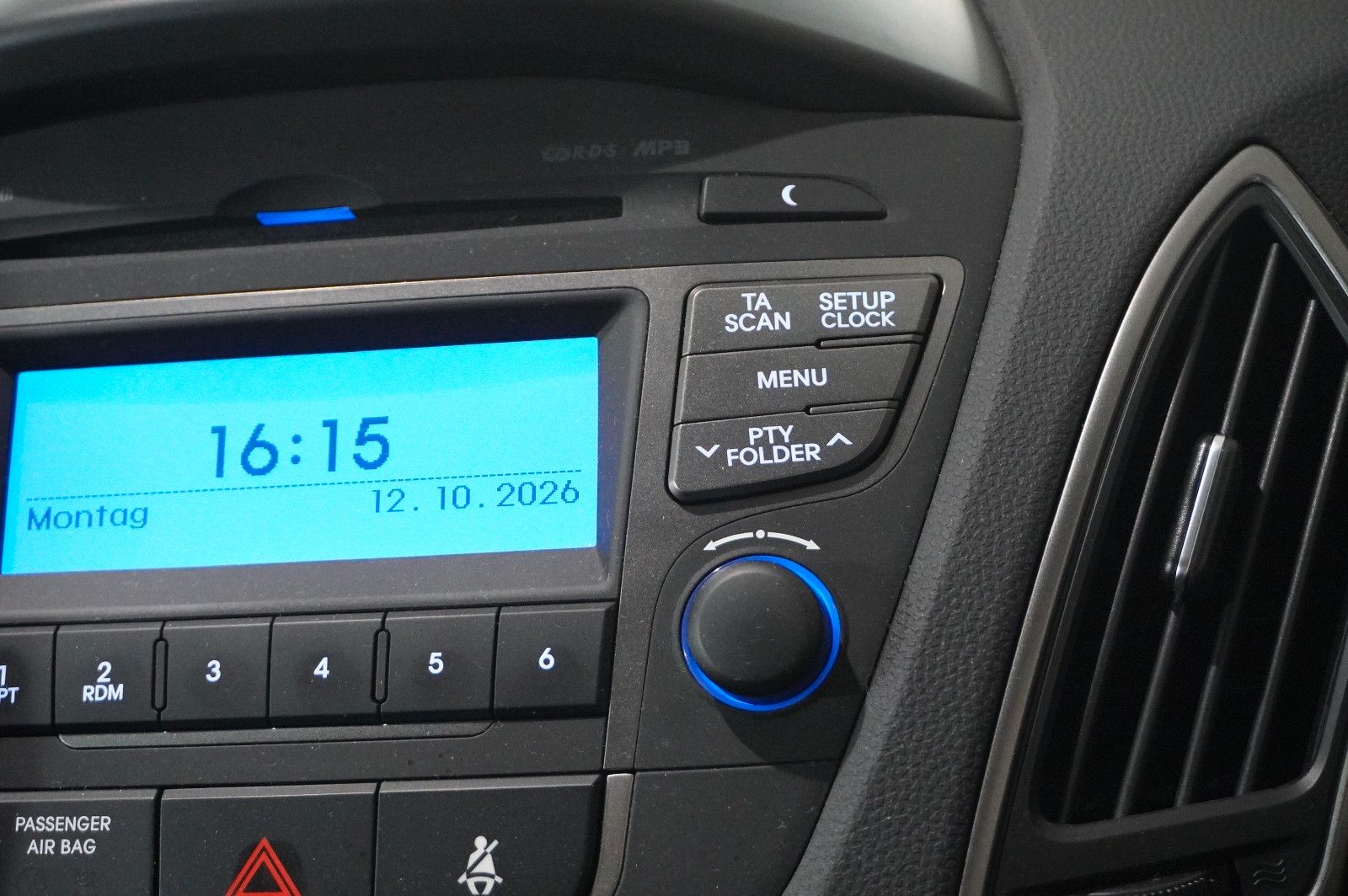 Fahrzeugabbildung Hyundai ix35 1.6 GDI FINALE LED/KLIMA/SHZ/PDC/TEMP./AHK