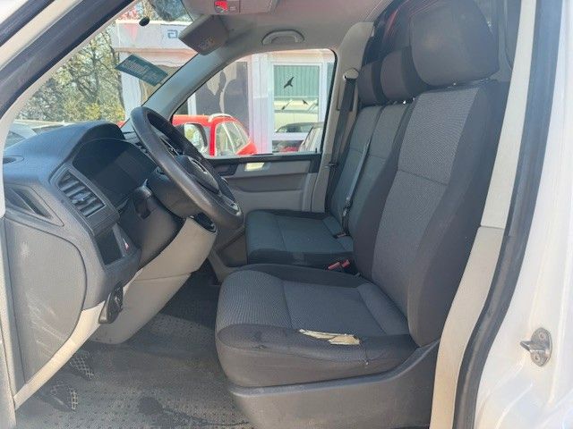 Fahrzeugabbildung Volkswagen T6 Transporter Kasten-Kombi Mittelhochdach