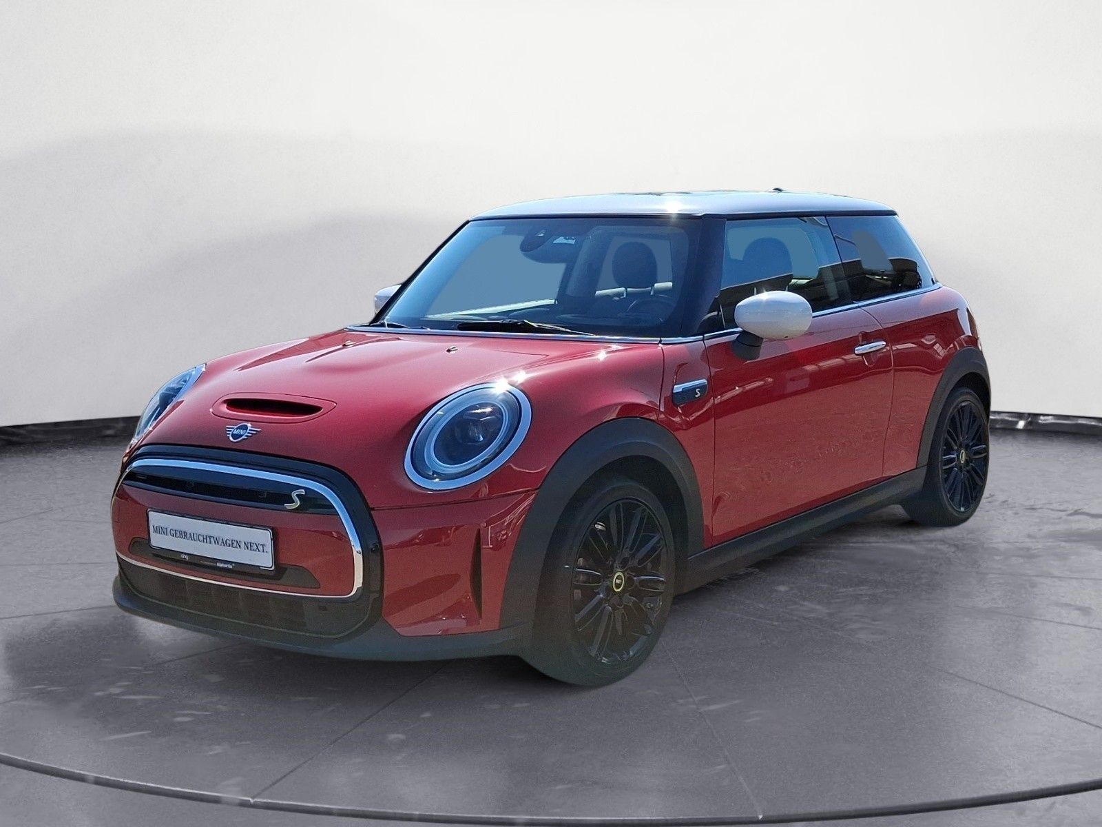 MINI Cooper SE. Classic Trim Panorama Navigation Plus imagem 2