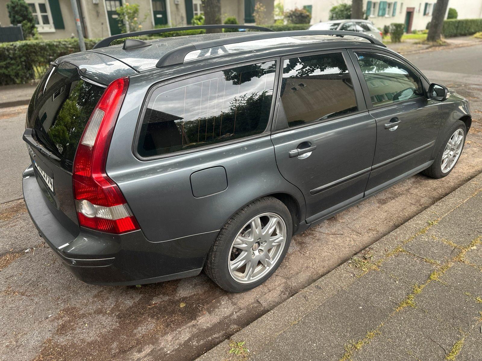 Volvo V50 2006 — вигляд ззаду