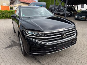 Volkswagen Touareg - 11