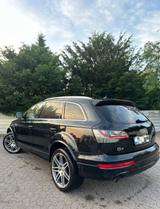 Audi Q7 3.0 TDI S-Line /7- Sitzer TÜV Neu! - Audi Q7 aus 2009: 3.0