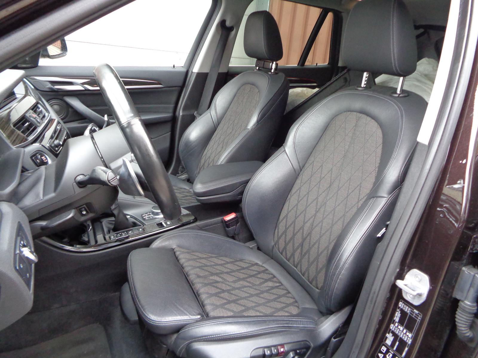BMW X1 xDrive 20 i, Autom., Head-up, Panorama