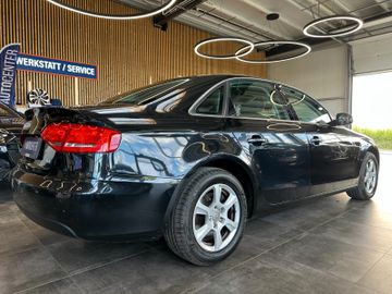 MYAUTOCENTER – Gebraucht- und Jahreswagen mit Werkstattservice in Pfaffenhofen Audi A4 *AHK*TEMPO*PDC*SitzH*