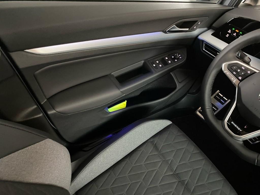 Volkswagen Golf 8 1.5 eTSI DSG Energy AHK+NAVI+SHZ+KAMERA+C, миниатюра 14