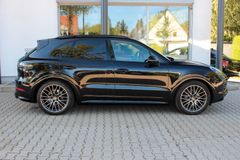 PORSCHE Cayenne / SPORT DESIGN PAKET / BOSE / MEMORY