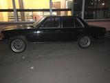 Mercedes-Benz 280 - Mercedes-Benz 280 in Frankfurt (Main)