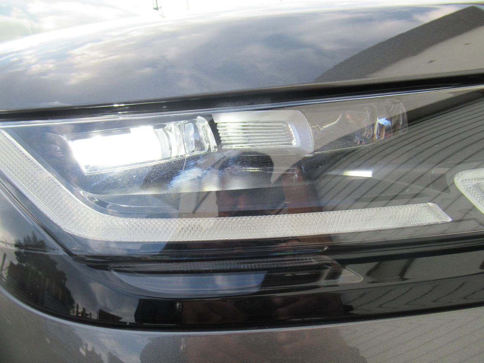 Land Rover Range Rover Velar SE D240 BLACK-PAK MATRIX VIRT foto 4