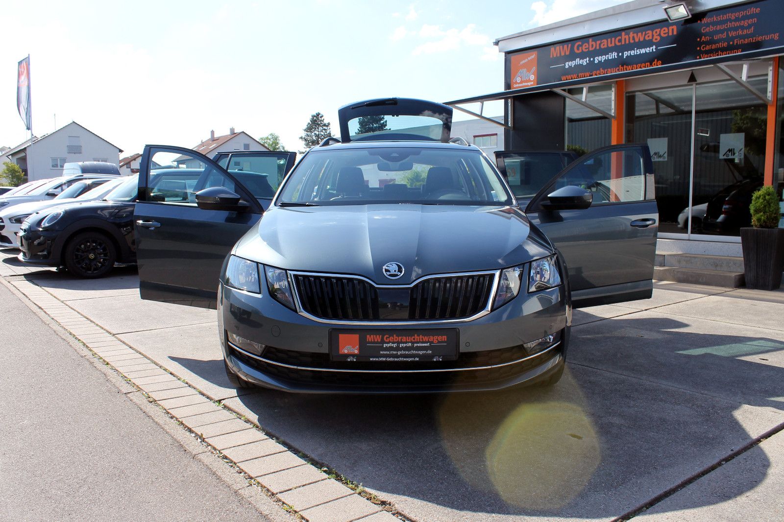 Fahrzeugabbildung SKODA Octavia Combi 1.5TSI Style CANTON ACC SHZ KAM BT