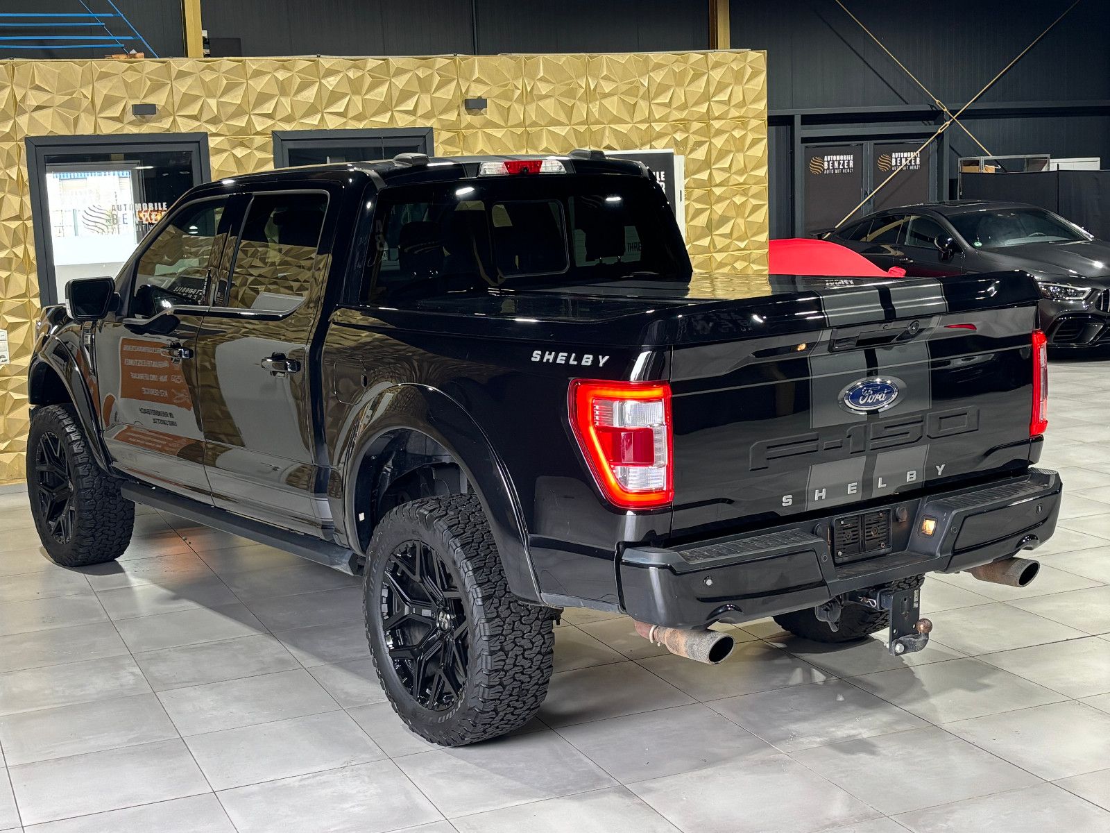 Fahrzeugabbildung Ford F 150 Shelby/785hp supercharger/EU-MODELL/1-HAND
