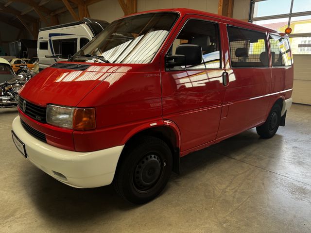 Volkswagen T4 2.5 TDI Syncro 4x4 7-Sitzer 1. Hand!