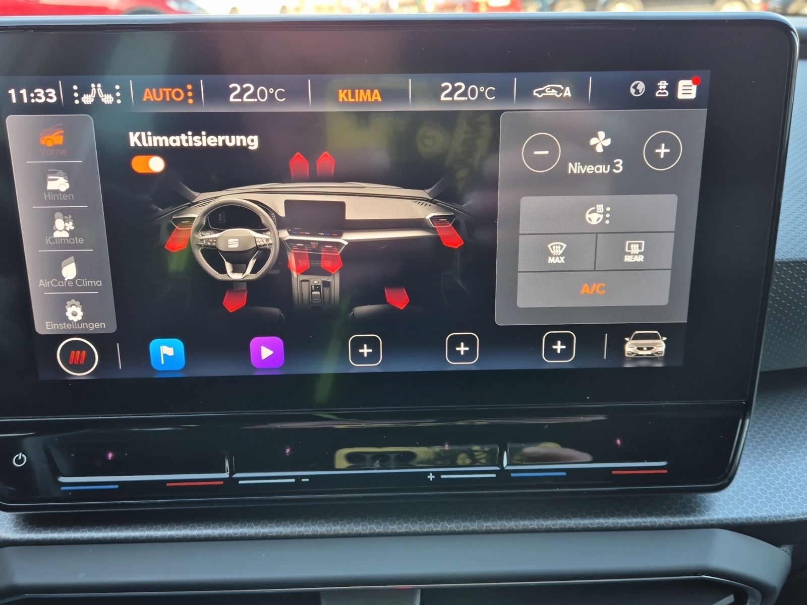 Fahrzeugabbildung SEAT Leon ST TDI Style DSG LED Navi AID ACC RFK beats