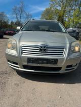 Toyota Avensis - Toyota Avensis aus 2007: Kombi