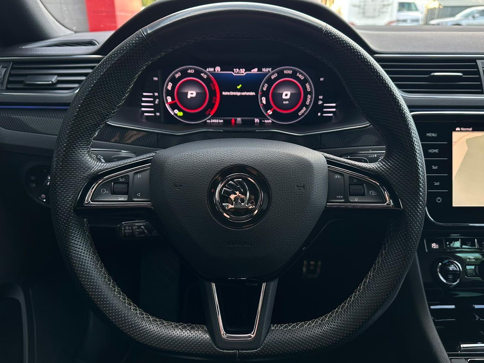 Skoda Superb 2.0TDI SPORTLINE 4x4 VIRTL#ACC#COLUMB#AHK