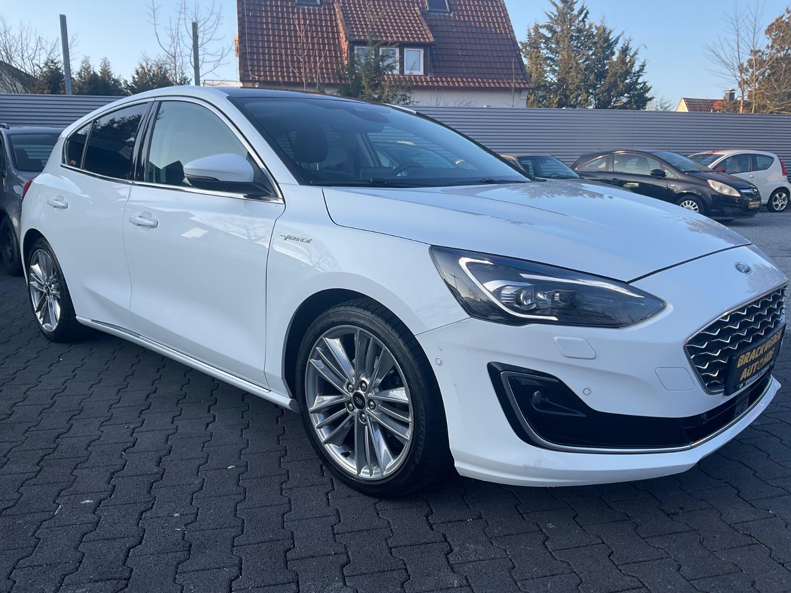 Ford Focus Vignale 1.5 Leder Navi Pano Head up