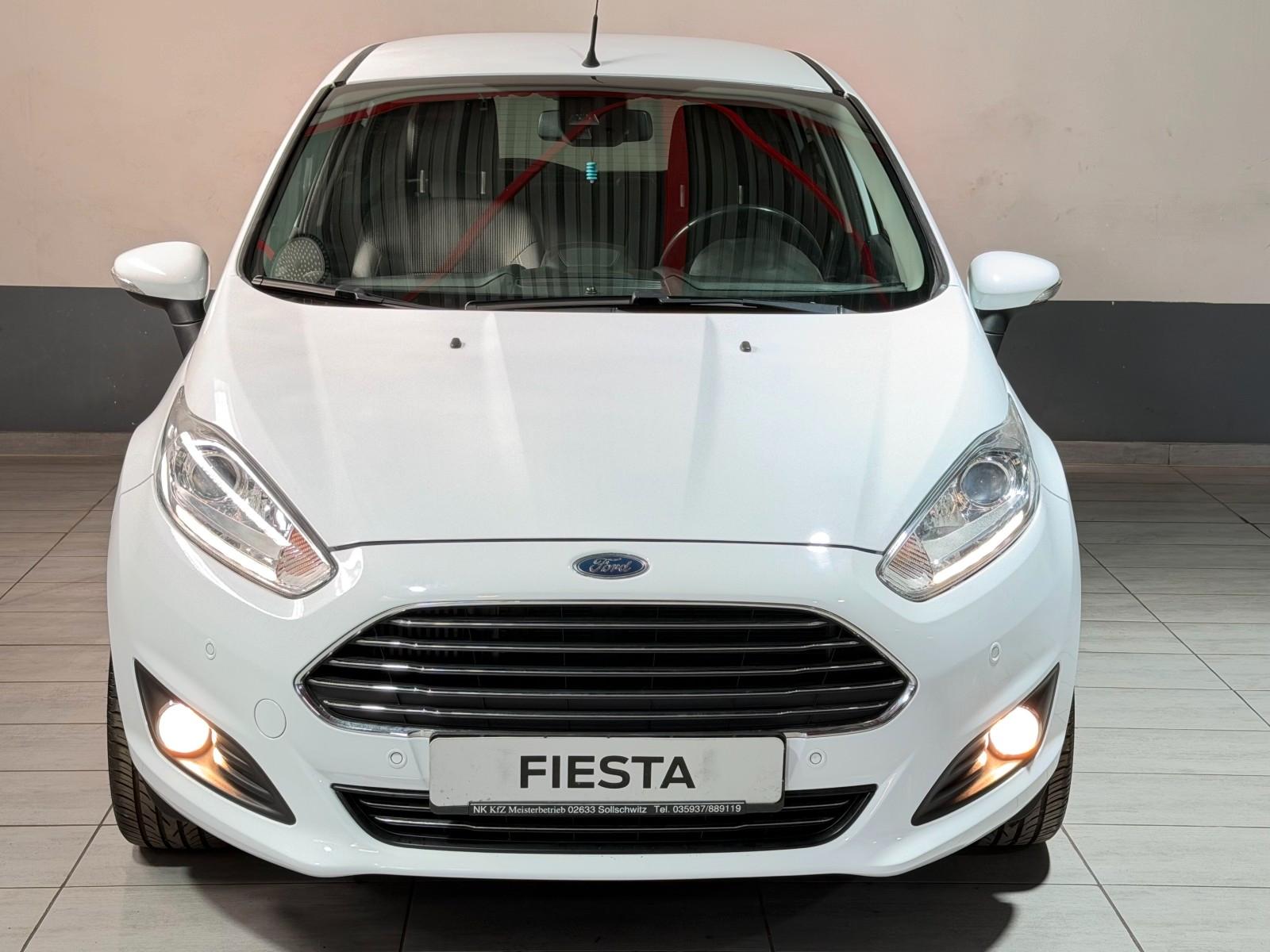 Ford Fiesta Titanium Automatik Navi Einparkhilfe