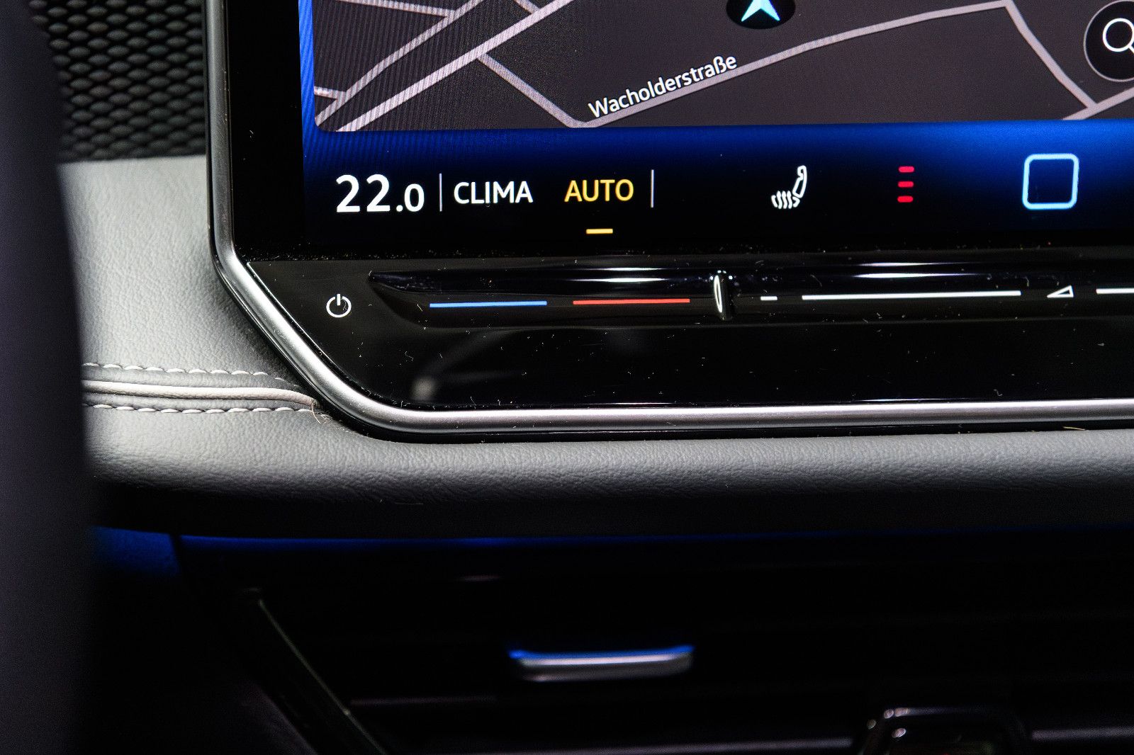 Fahrzeugabbildung Volkswagen Passat Variant 2.0 TDI 110 kW+AHK+SHZ+STANDHEIZU