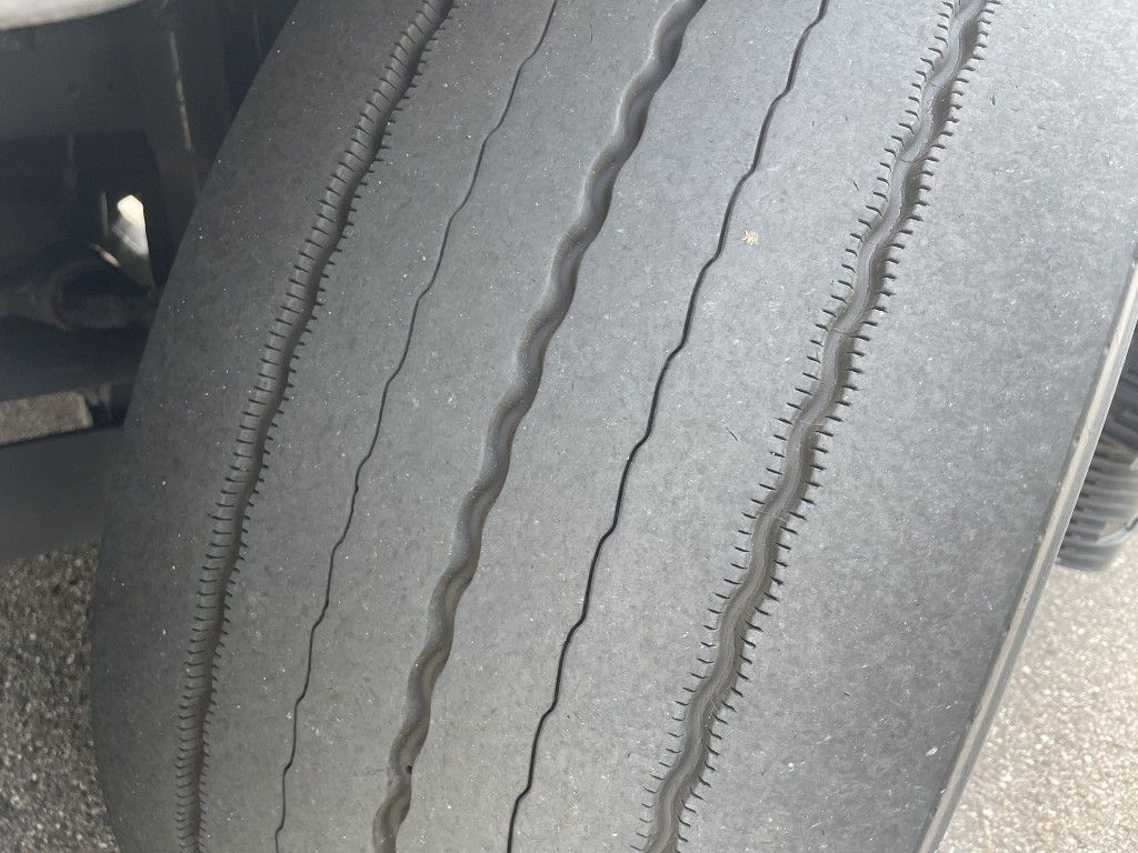 Fahrzeugabbildung DAF FT XF 480 LD NGD