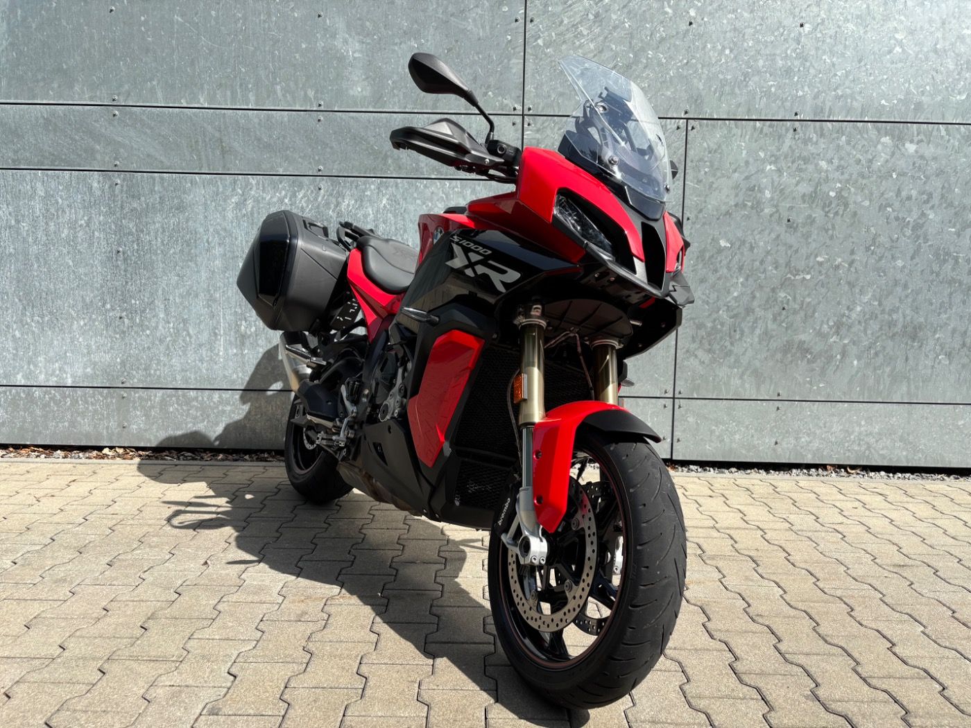 Fahrzeugabbildung BMW S 1000 XR Touren- und Dynamik Paket Seitenkoffer