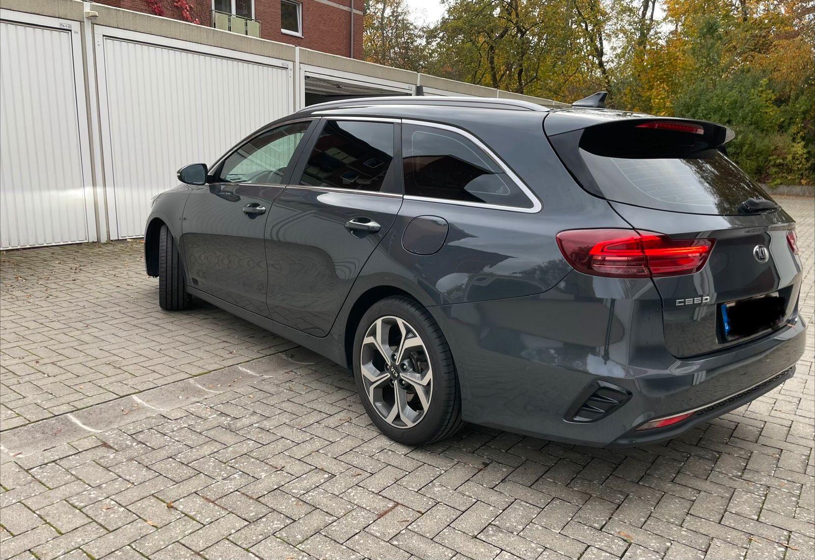 Kia Andere