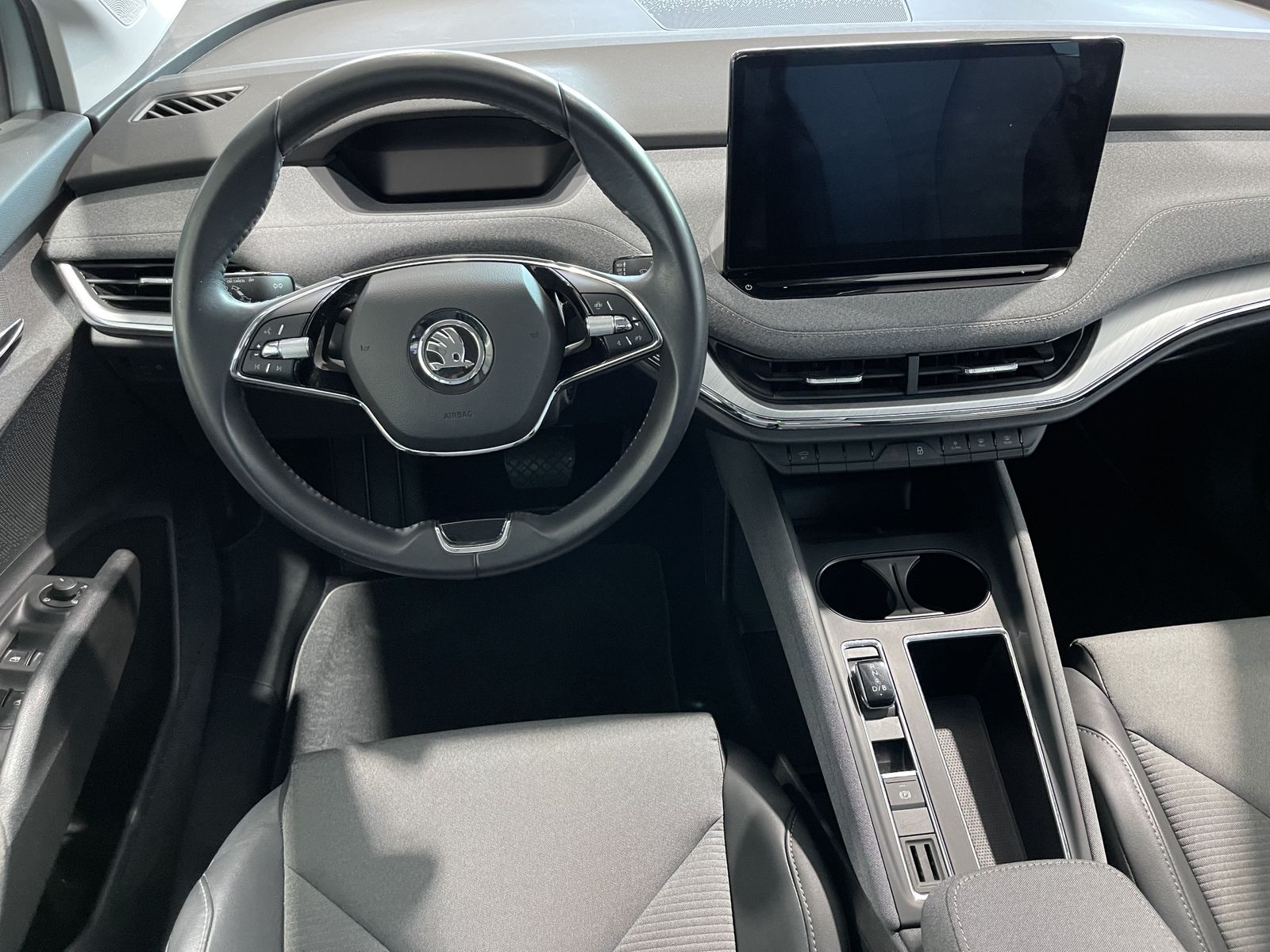 Fahrzeugabbildung SKODA Enyaq 60 Loft*AHK*LED-Matrix*Spur*ACC*